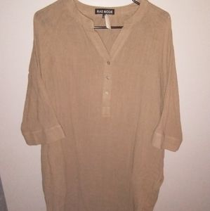 NWT LADIES TOP